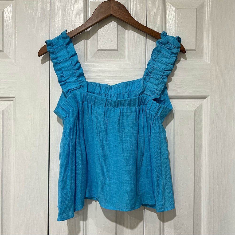 Womens Blue Ruffle Tank E&M - Picture 2 of 5